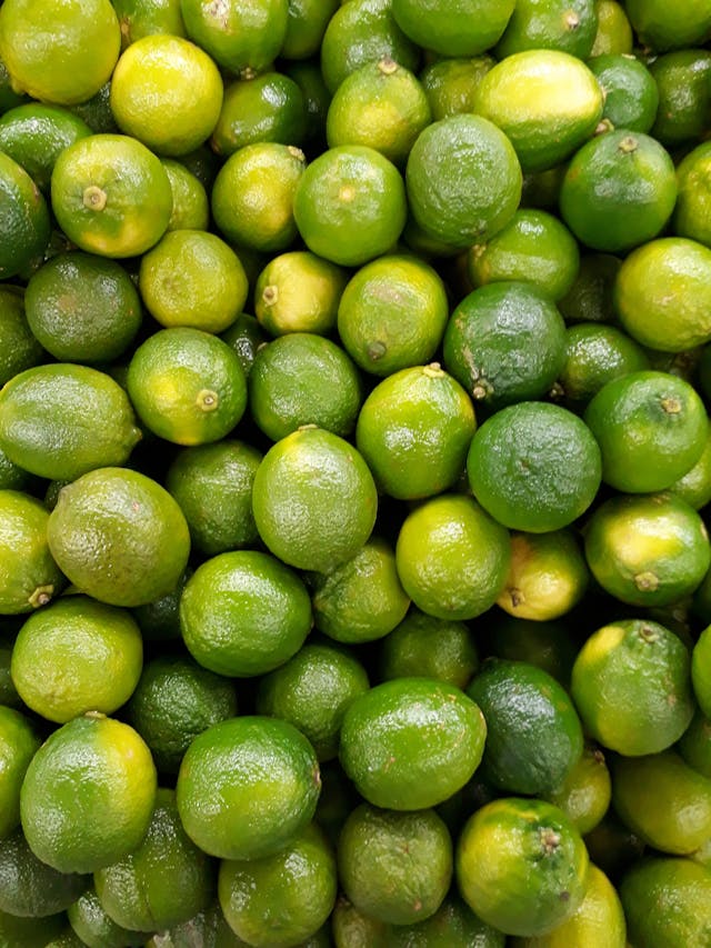 Why are Limes Green?